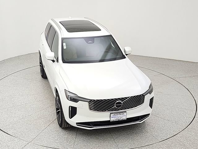 New 2026 Volvo XC90 B5 Plus w/ Protection Package image 14