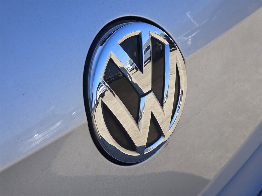 Used 2019 Volkswagen e-Golf SE w/ Driver Assistance Package image 10