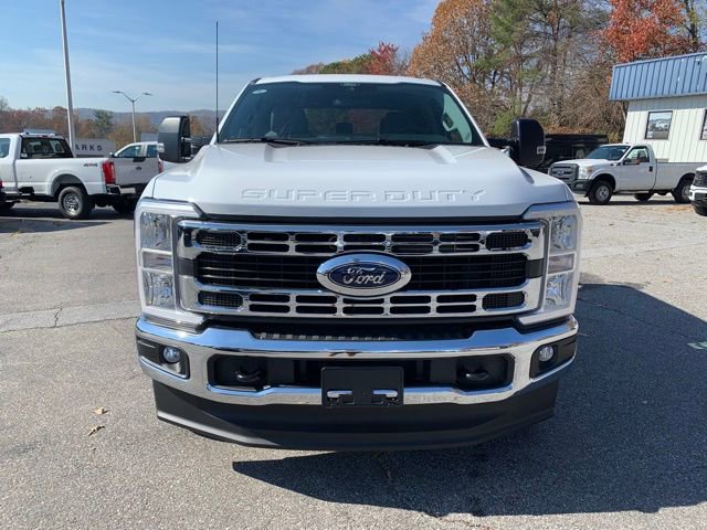 New 2026 Ford F250 XLT w/ FX4 Off-Road Package image 3