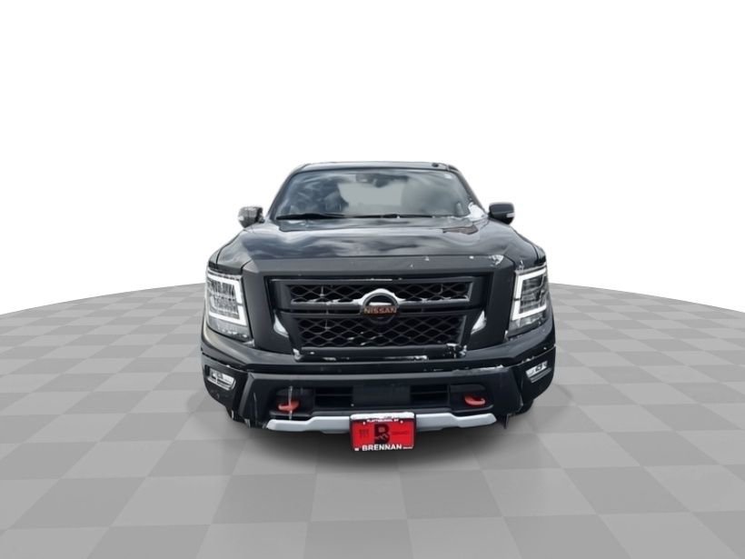 Used 2021 Nissan Titan PRO-4X w/ Pro-4x Convenience Package image 3