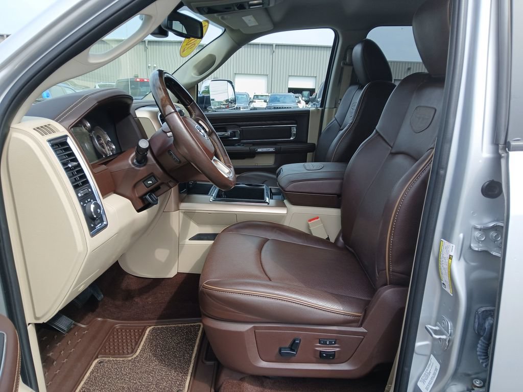 Used 2014 RAM 2500 Longhorn w/ Convenience Group RWD image 11