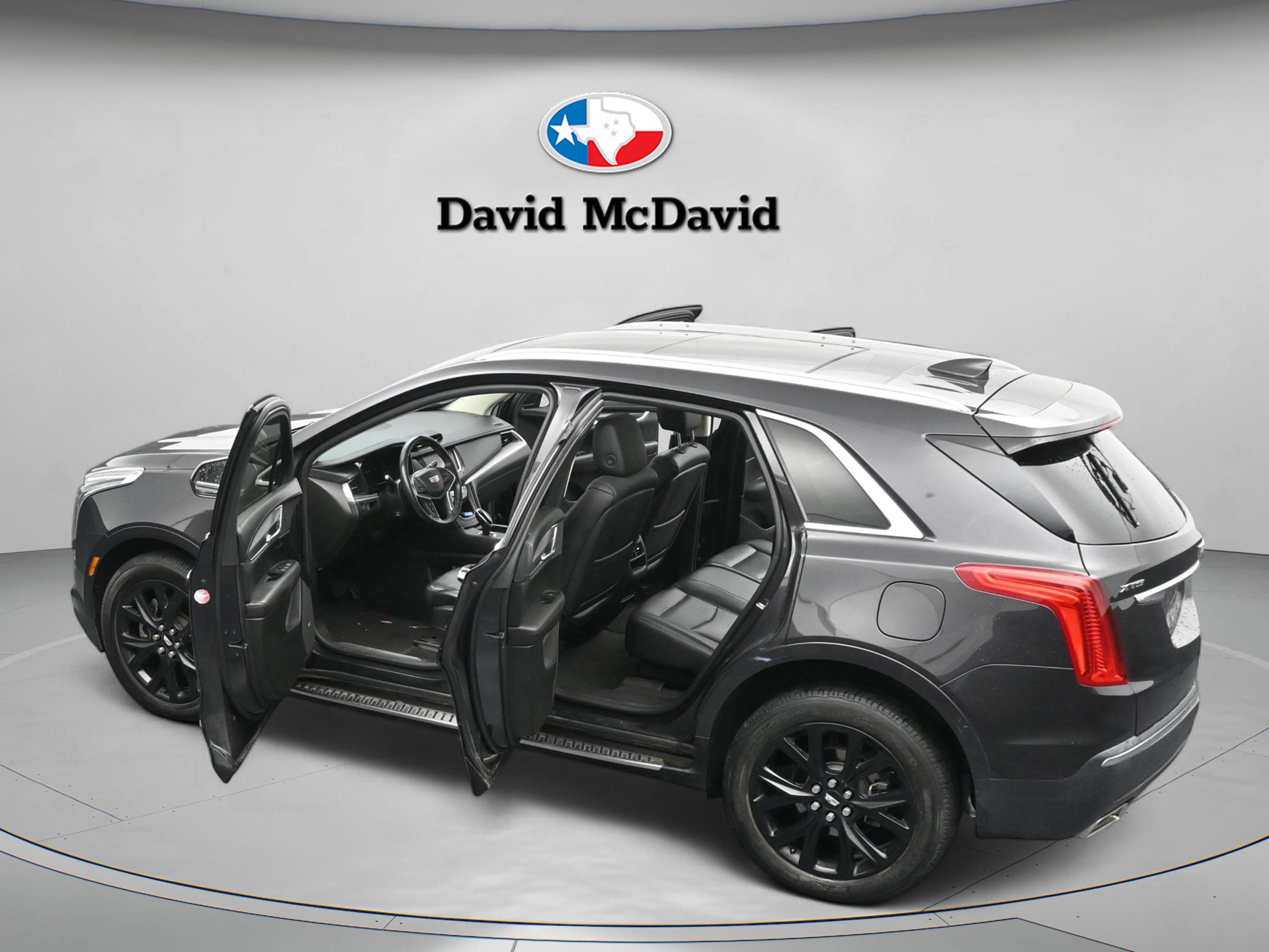 Used 2017 Cadillac XT5 Premium Luxury FWD image 45