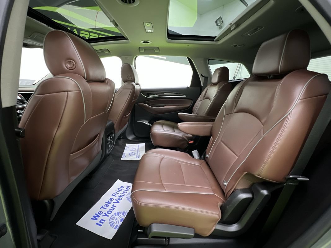 Used 2019 Buick Enclave Avenir w/ Avenir Technology Package AWD/4WD image 27