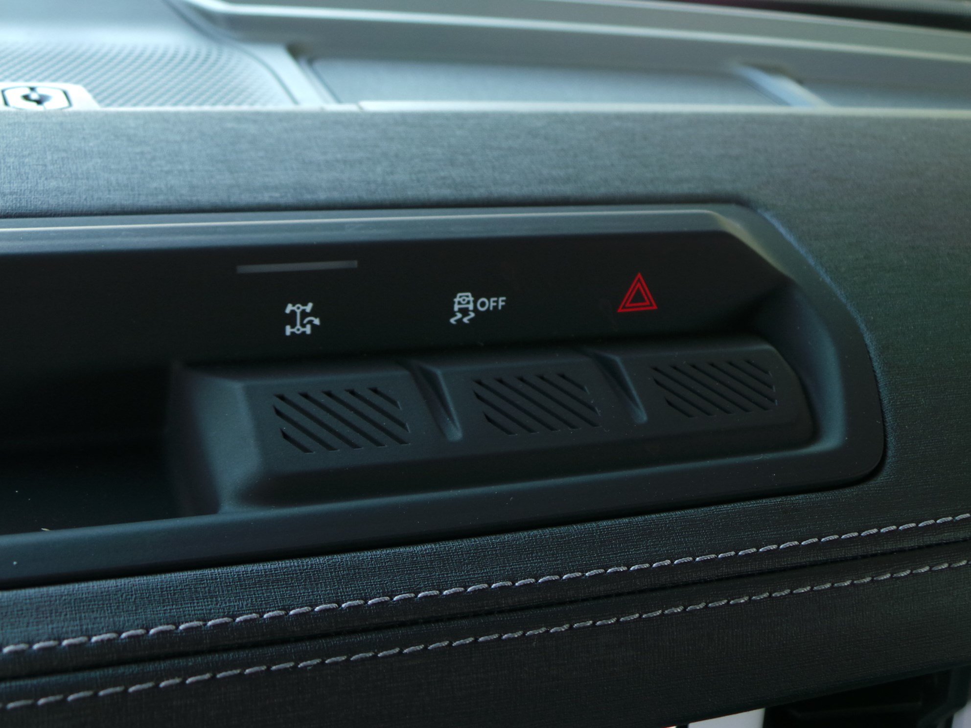 Used 2026 Ford Bronco Outer Banks AWD/4WD image 39