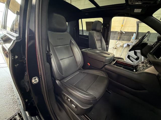 Used 2022 GMC Yukon XL Denali image 27