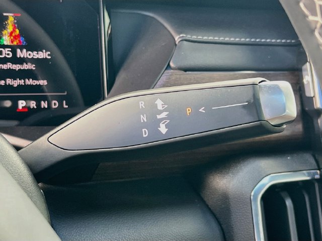 New 2027 GMC Acadia Denali Ultimate FWD image 12