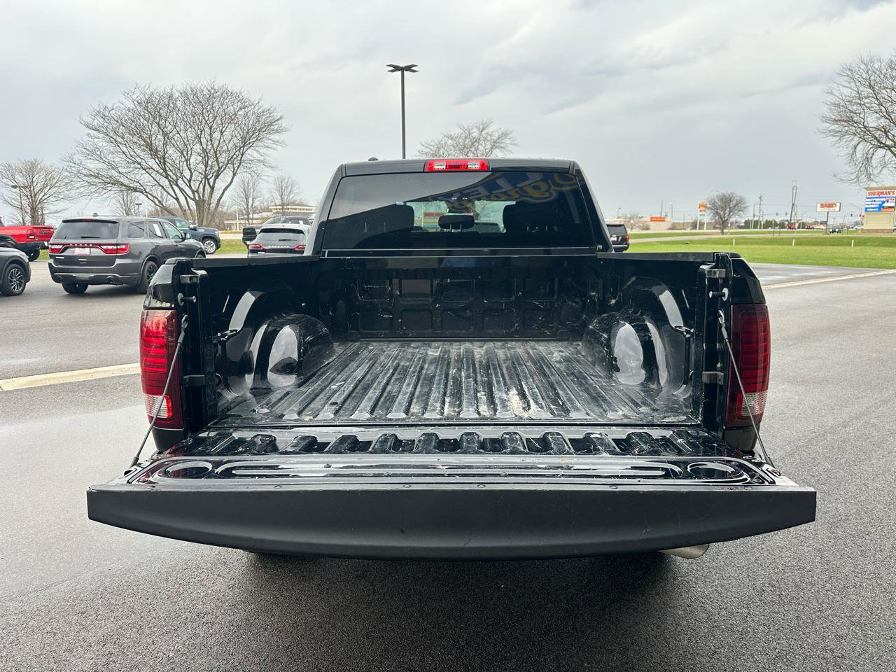 Used 2024 RAM 1500 Classic Warlock AWD/4WD image 17