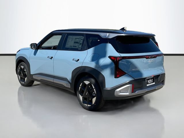 New 2027 Kia Seltos S FWD image 5