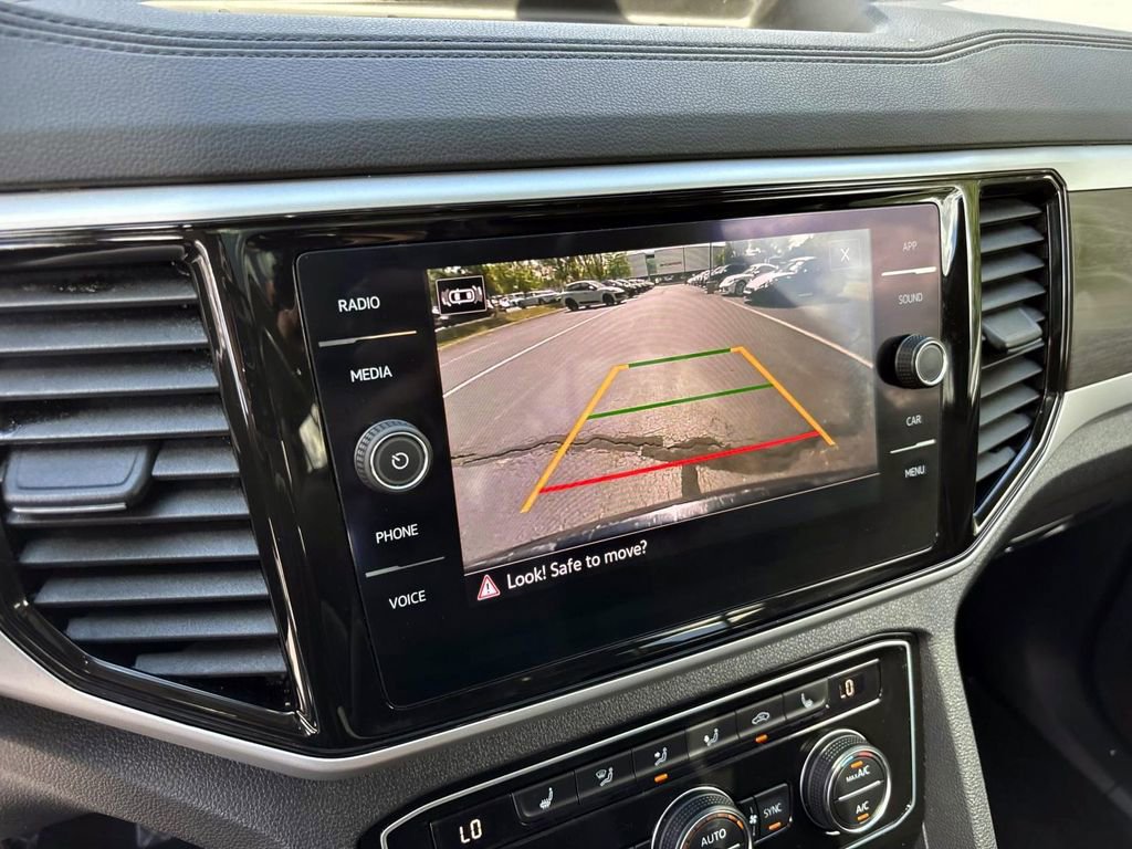 Used 2022 Volkswagen Atlas SE w/ Panoramic Sunroof Package image 21