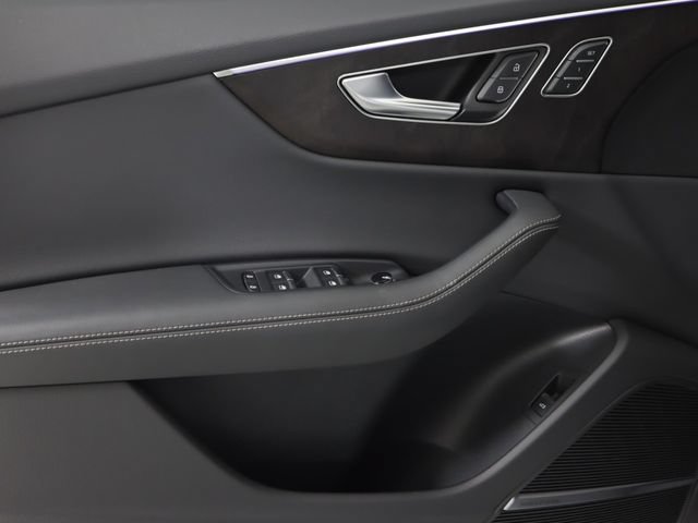Certified 2023 Audi Q8 Premium Plus AWD/4WD image 11