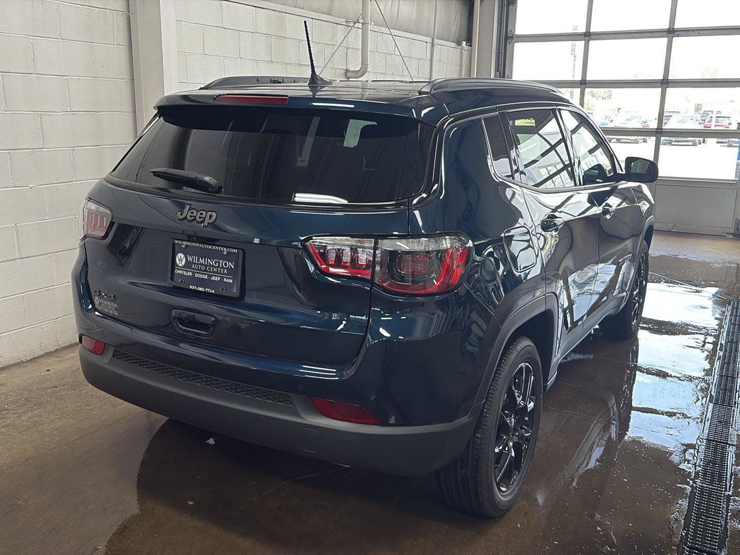 New 2026 Jeep Compass Latitude AWD/4WD image 3