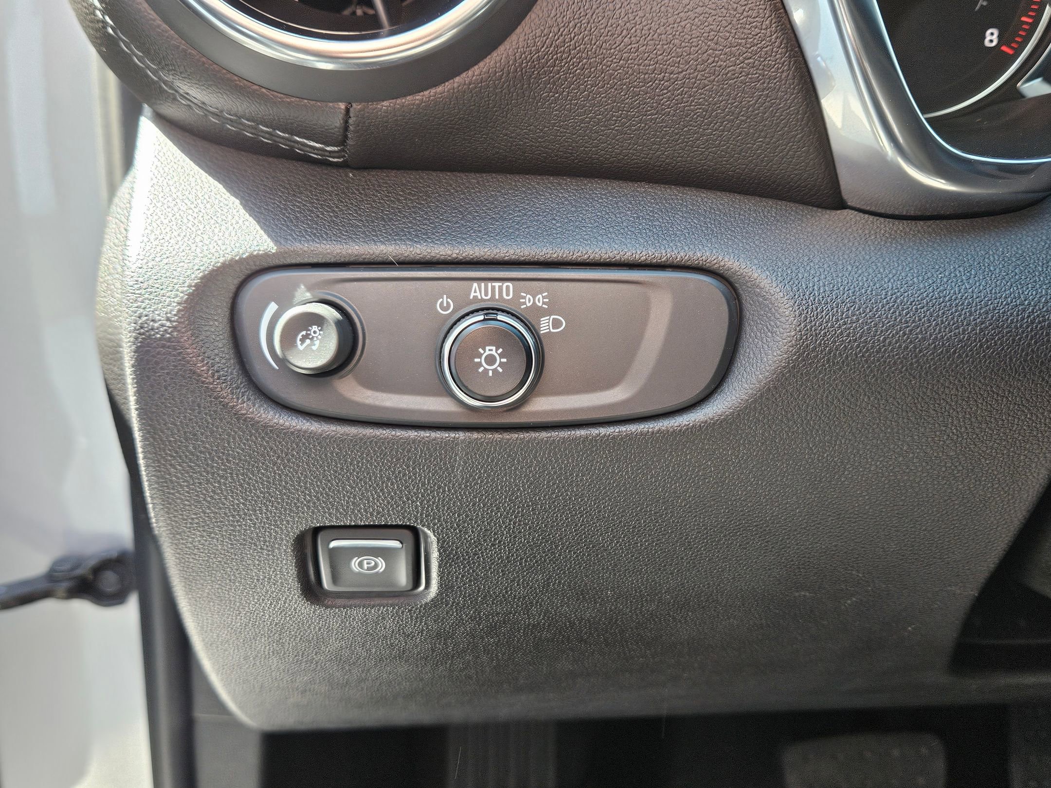 Used 2021 Chevrolet Blazer LT image 19