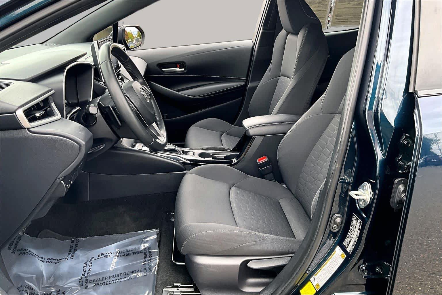 Certified 2022 Toyota Corolla SE w/ SE Preferred Package FWD image 7