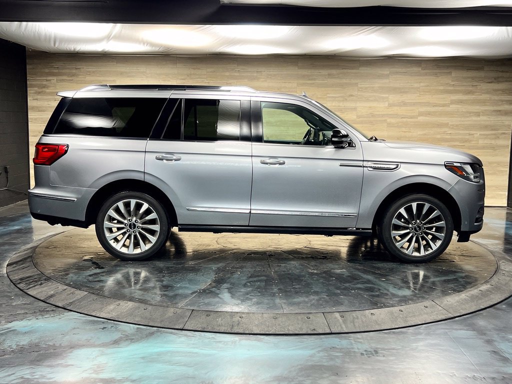 Used 2021 Lincoln Navigator Reserve AWD/4WD image 23