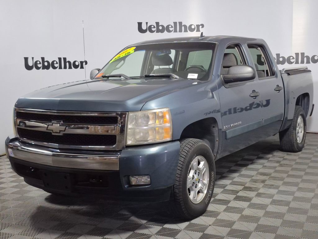 Used 2007 Chevrolet Silverado 1500 LT w/ 1LT Convenience Package image 3