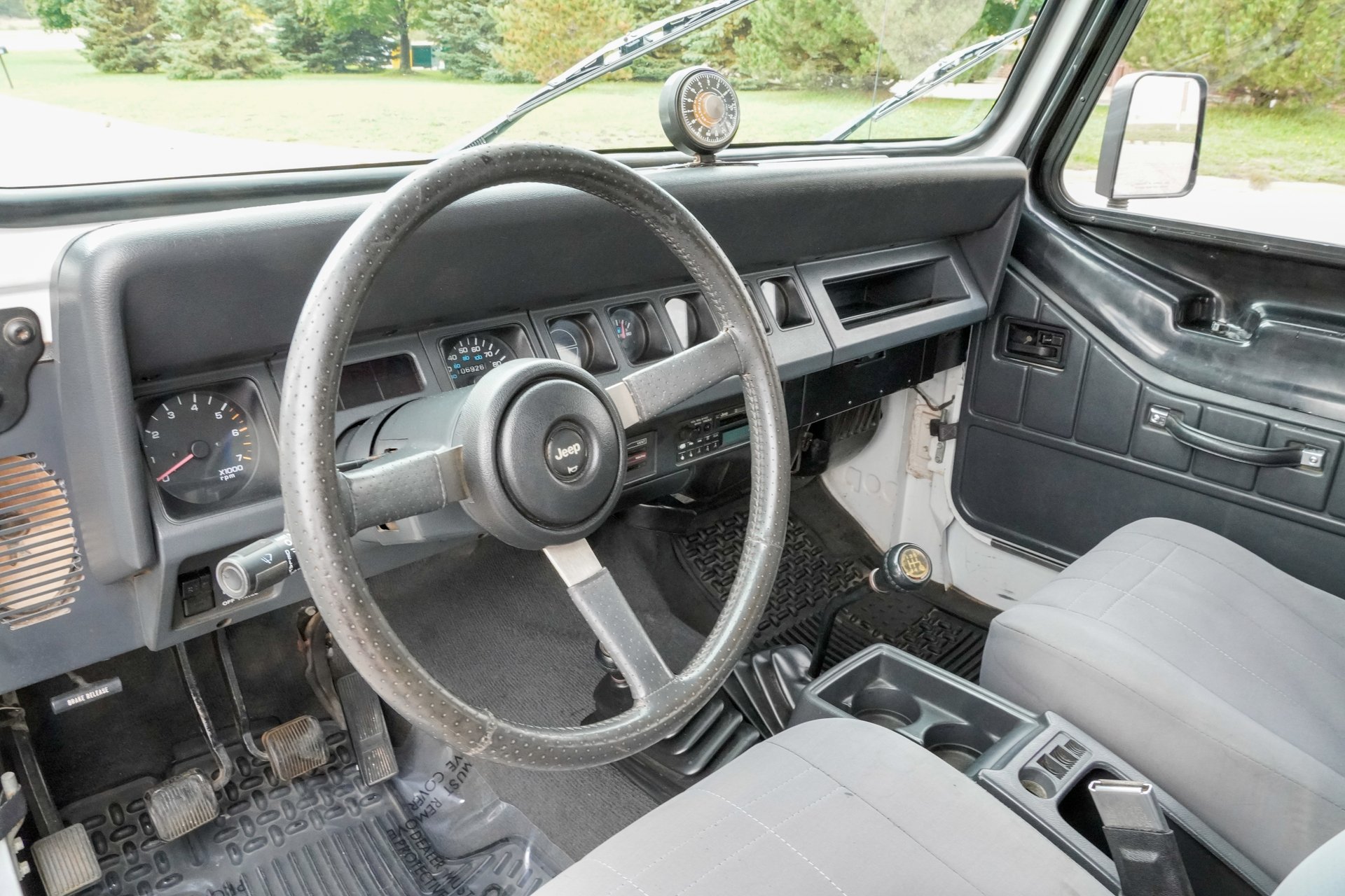 Used 1992 Jeep Wrangler 4WD image 12
