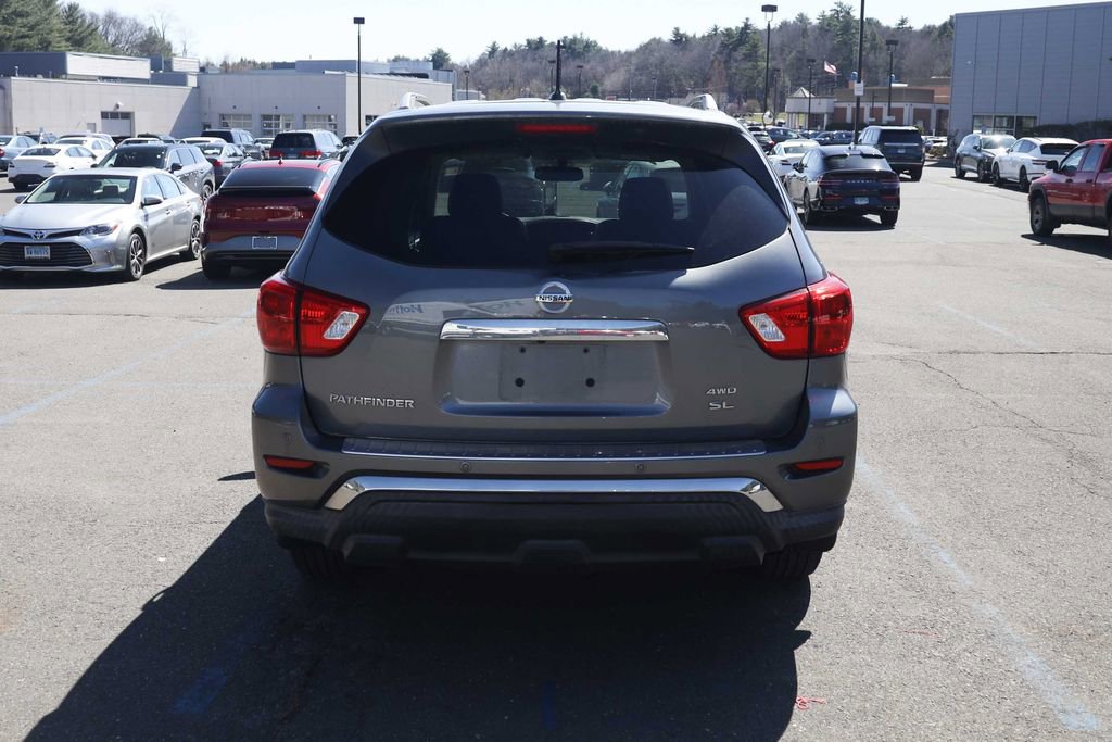 Used 2017 Nissan Pathfinder SL image 6