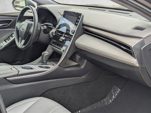 Used 2019 Toyota Avalon XLE w/ Moonroof Package image 23