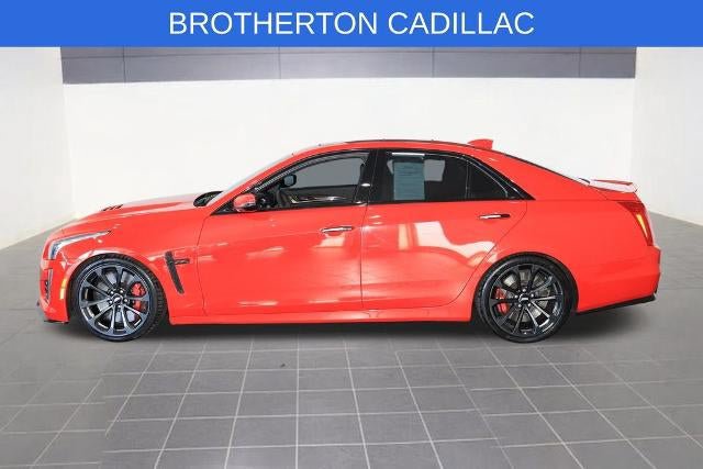 Used 2019 Cadillac CTS V w/ Luxury Package RWD image 2