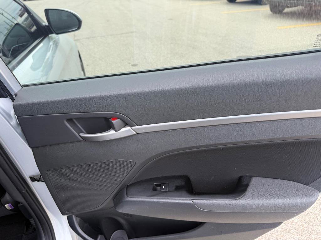 Used 2018 Hyundai Elantra SEL w/ Cargo Package FWD image 20