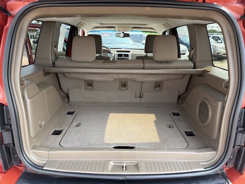 Used 2009 Jeep Liberty Limited AWD/4WD image 17