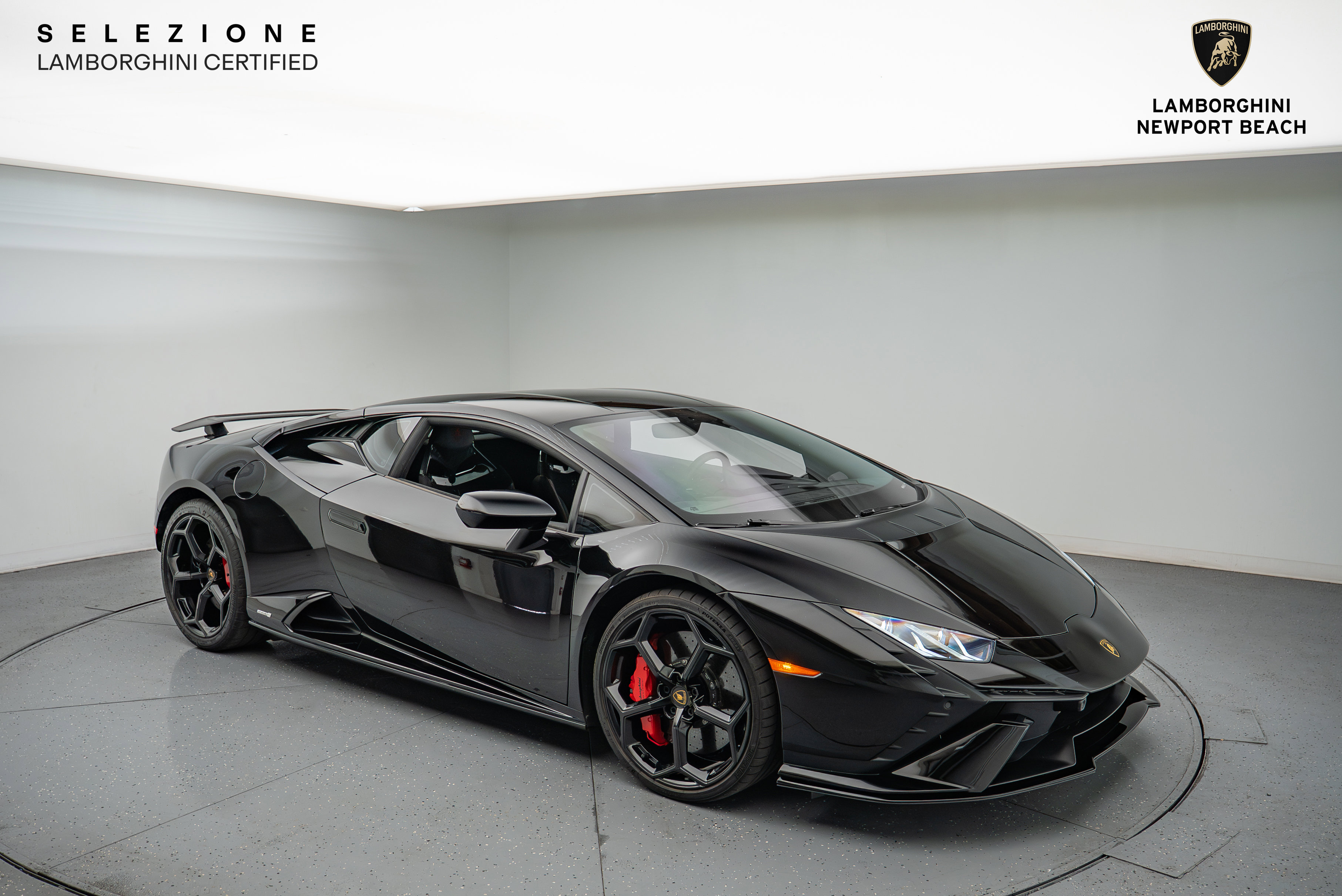 Used 2023 Lamborghini Huracan Tecnica image 37