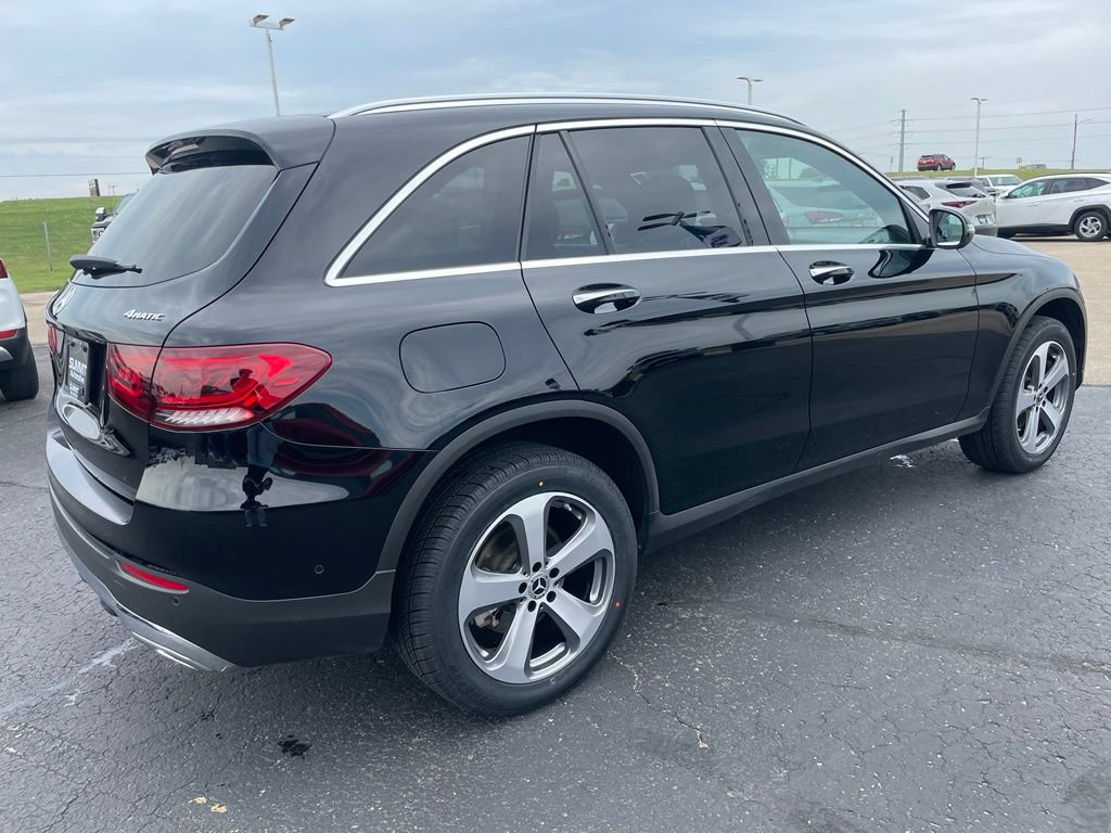 Used 2022 Mercedes-Benz GLC 300 4MATIC image 4