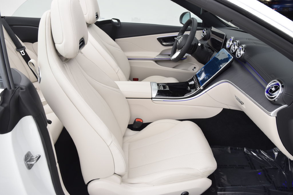 New 2027 Mercedes-Benz CLE 300 4MATIC Cabriolet image 16