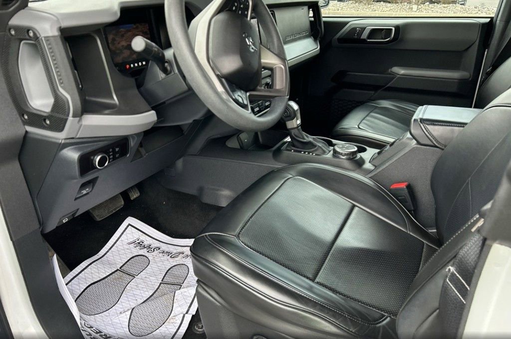 Used 2023 Ford Bronco 4-Door image 5