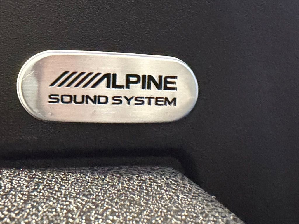 Certified 2023 Dodge Charger R/T image 18