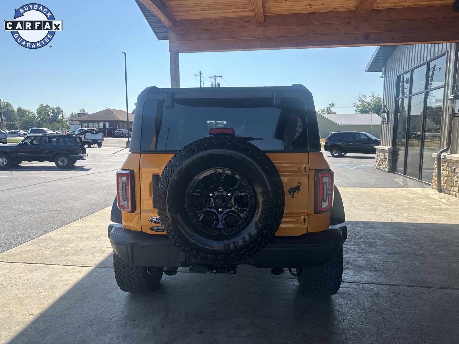 Used 2022 Ford Bronco Badlands image 14