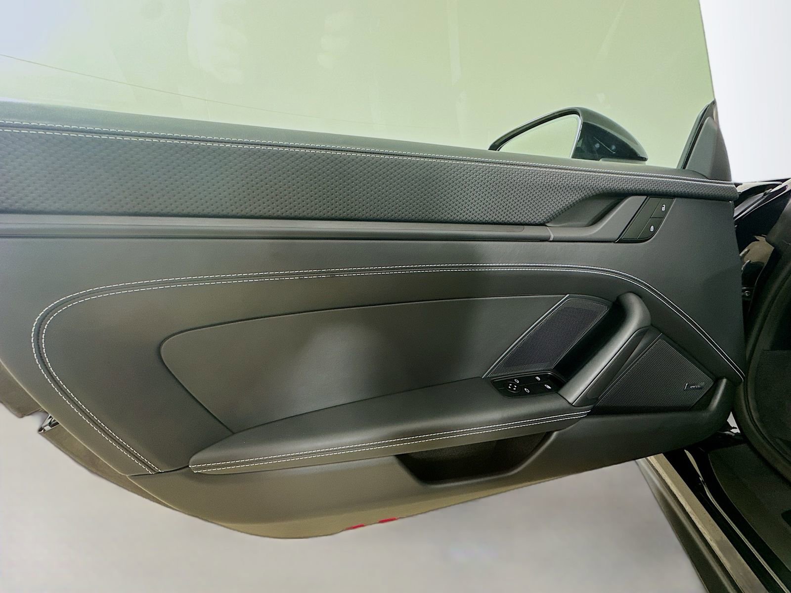 Used 2026 Porsche 911 GT3 w/ Extended Leather Package RWD image 50