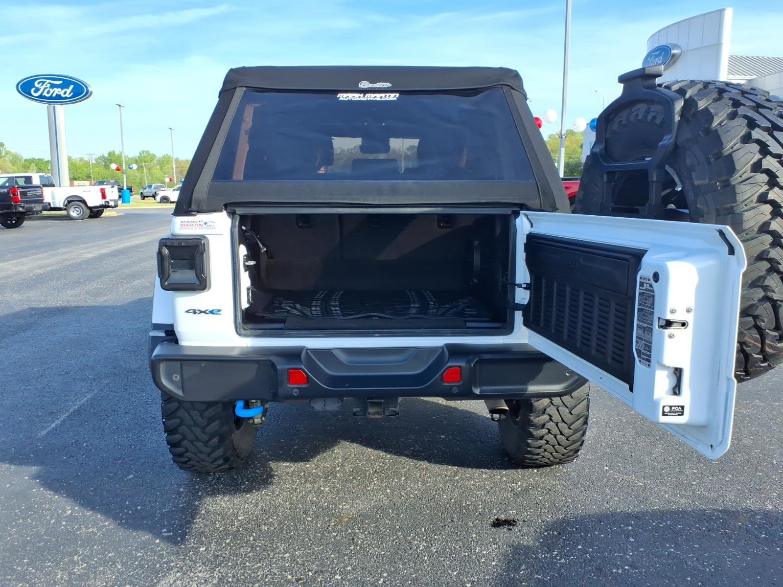 Used 2021 Jeep Wrangler Unlimited Rubicon 4xe w/ Dual Top Group image 5