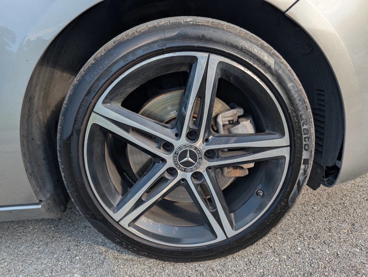 Used 2019 Mercedes-Benz A 220 4MATIC image 40