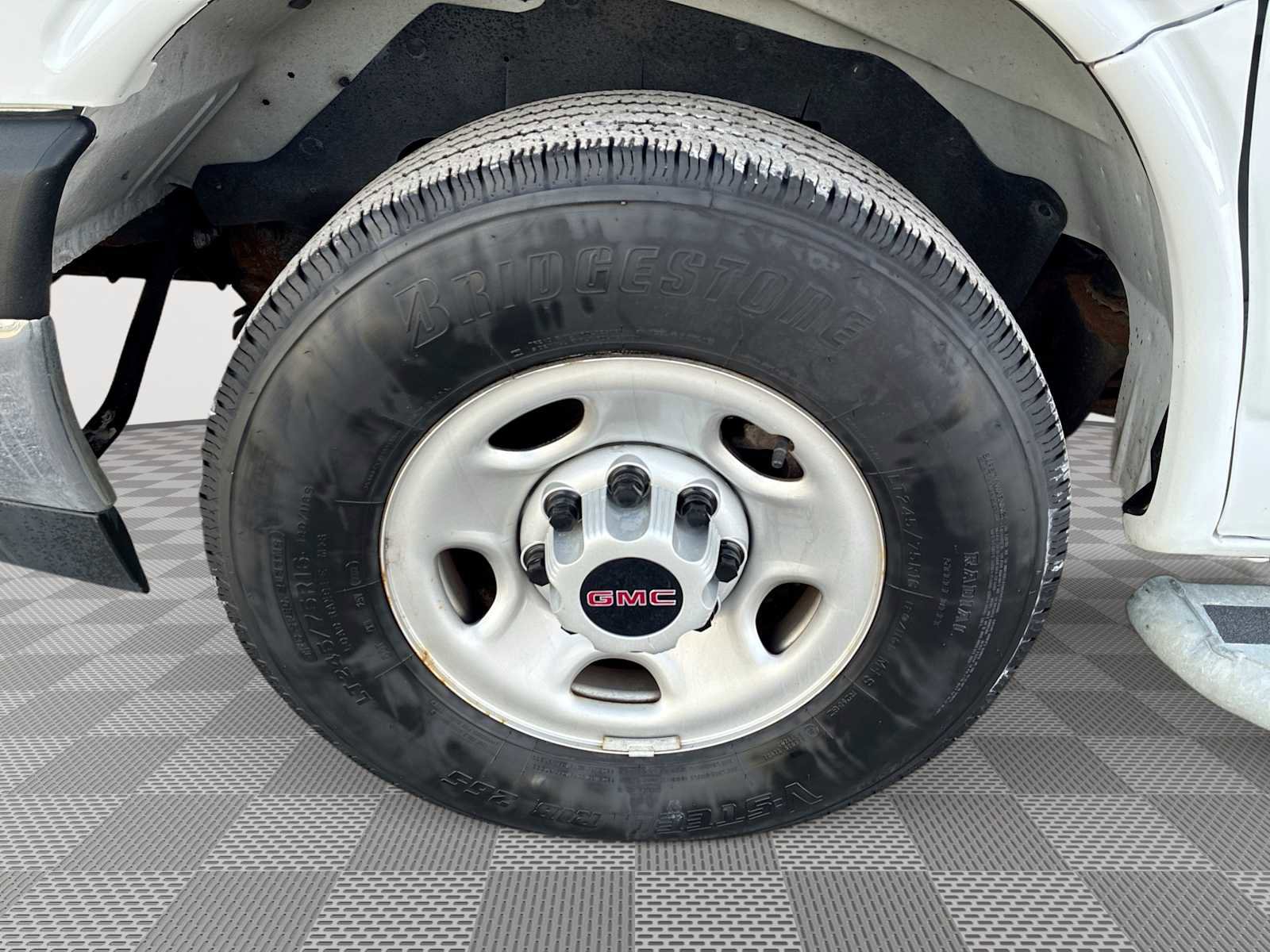 Certified 2022 GMC Savana 2500 image 29