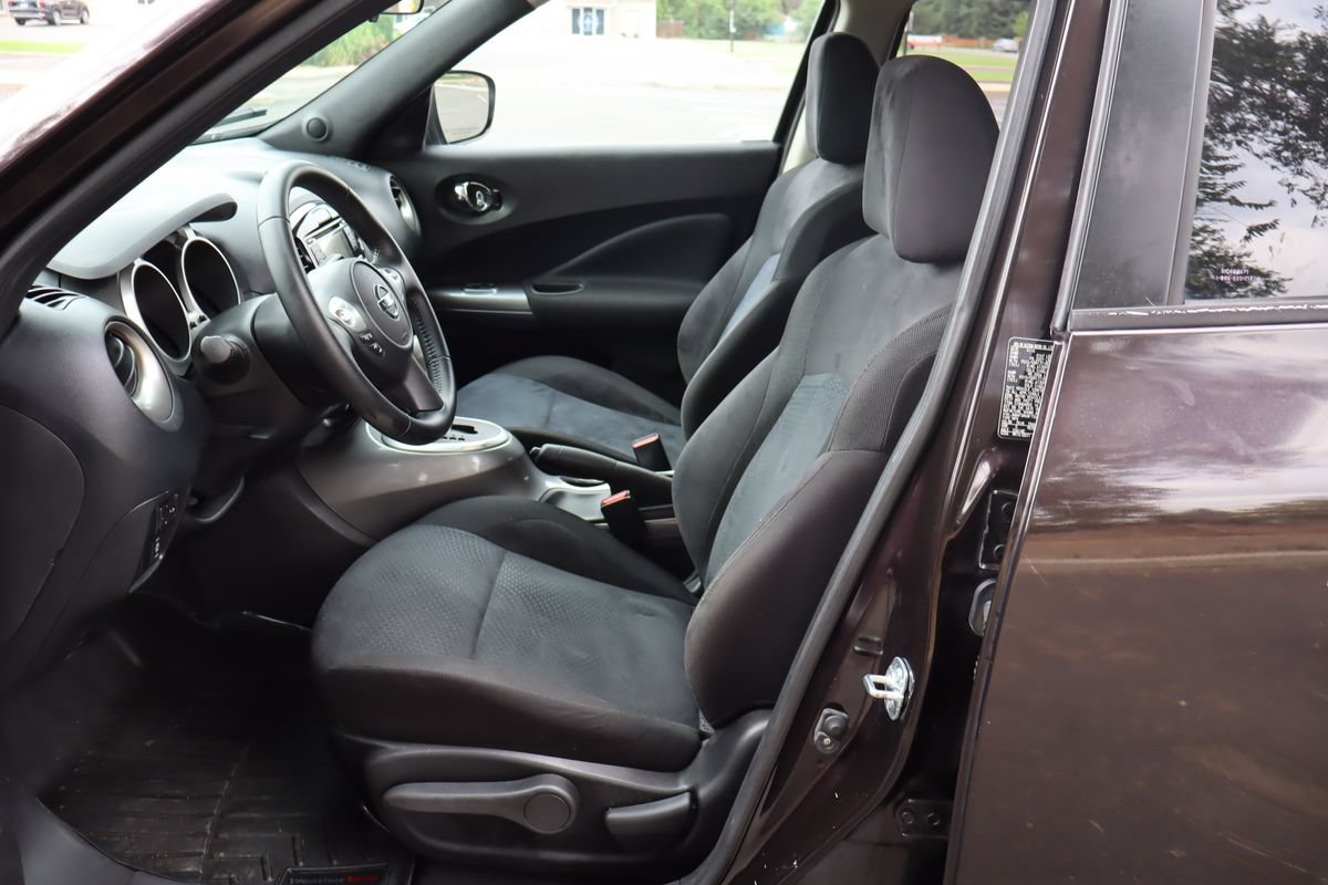Used 2015 Nissan Juke SV AWD/4WD image 19