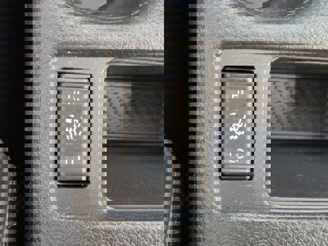 Used 2020 Nissan Rogue SV FWD image 24