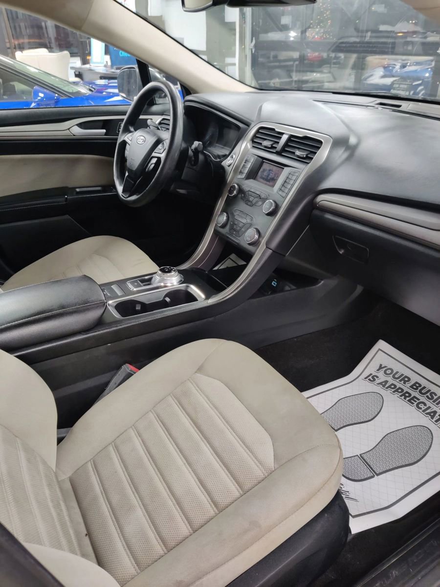 Used 2020 Ford Fusion S image 12