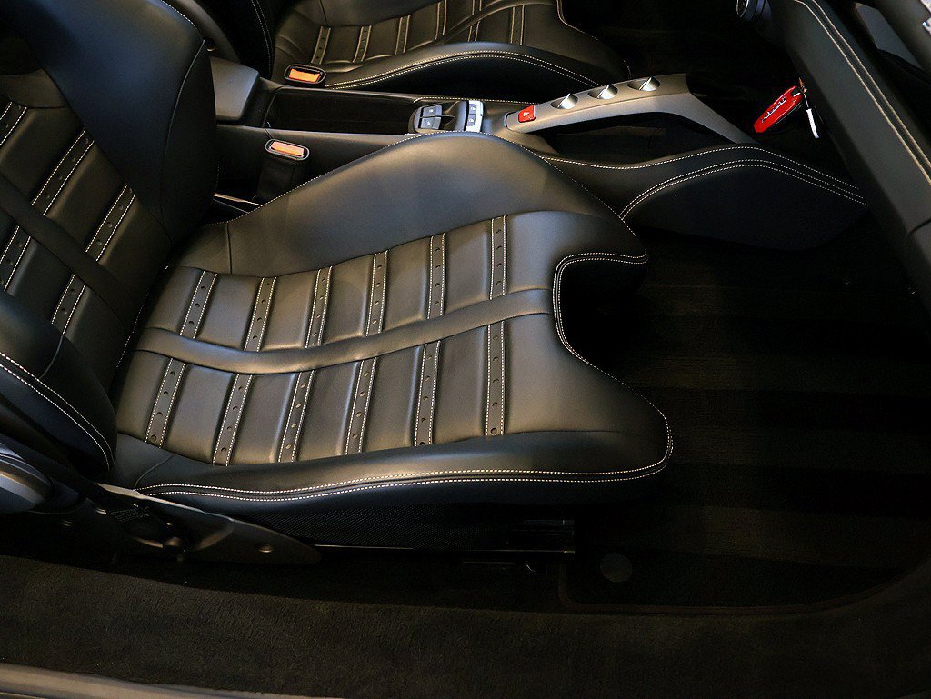 Certified 2018 Ferrari 488 Spider RWD image 17