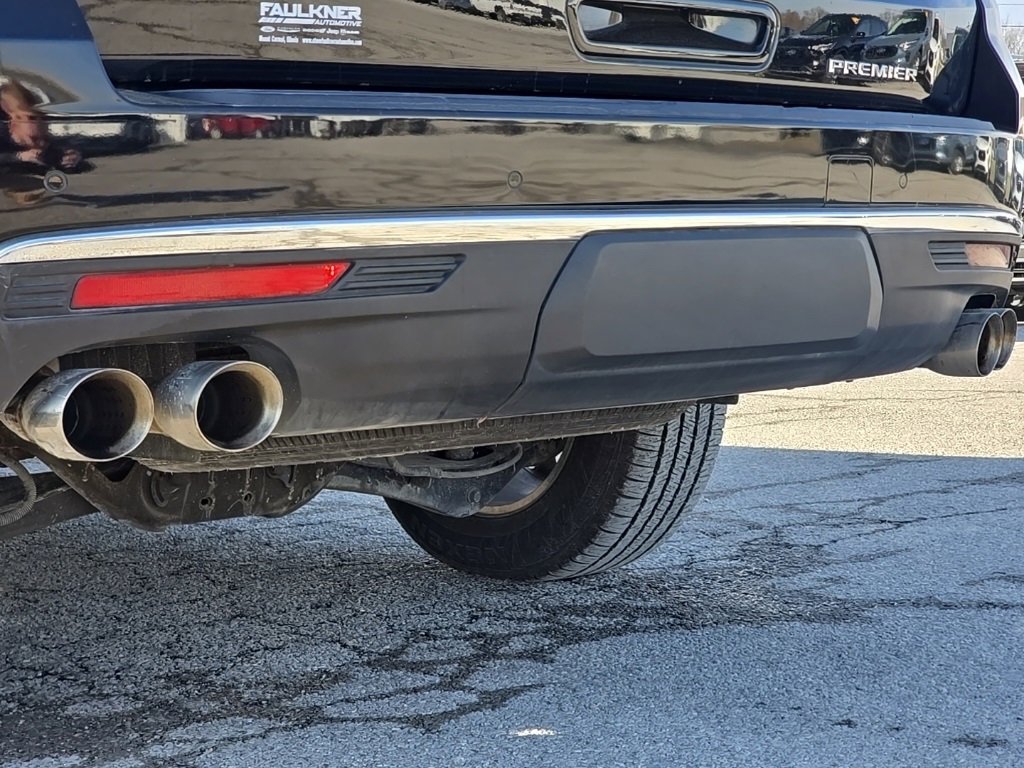 Used 2021 Chevrolet Tahoe Premier w/ Premium Package image 14