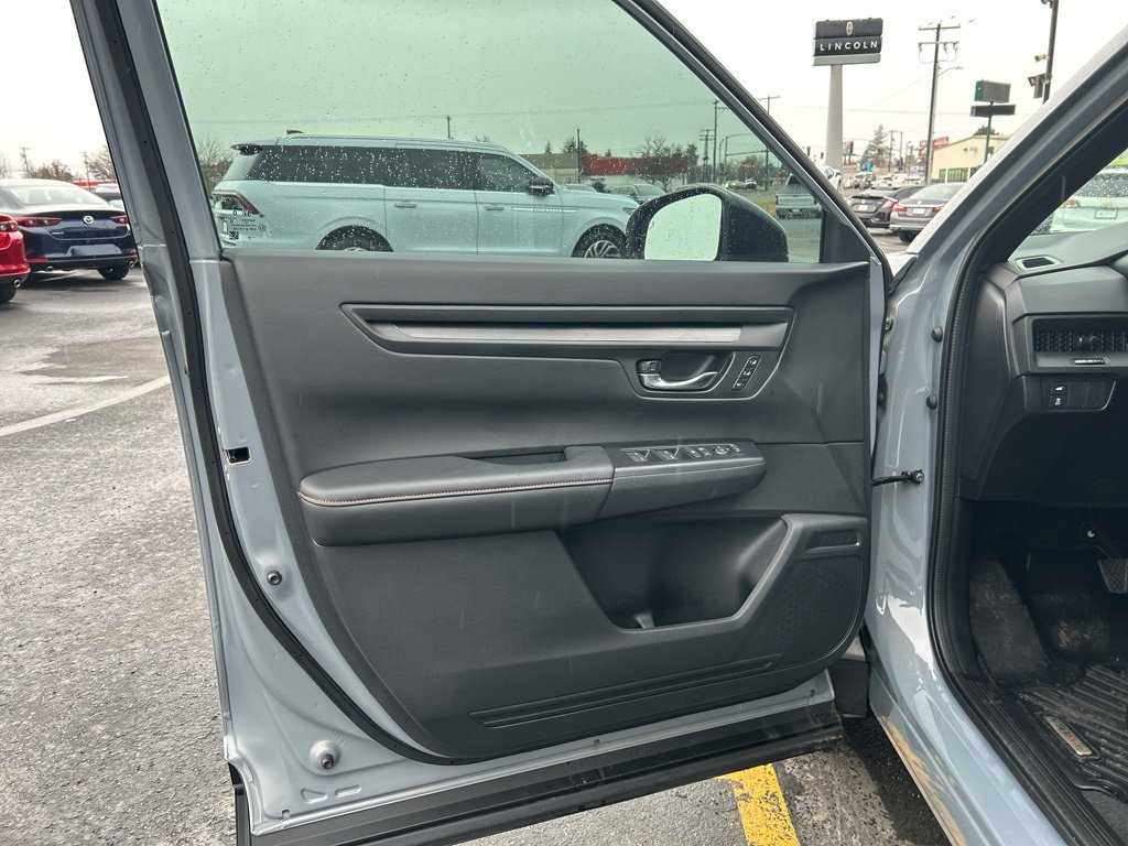 Used 2025 Honda CR-V Sport-L image 12