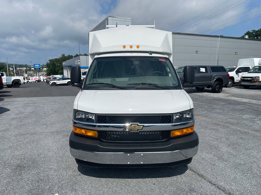 New 2024 Chevrolet Express 3500 w/ Power Convenience Package image 8