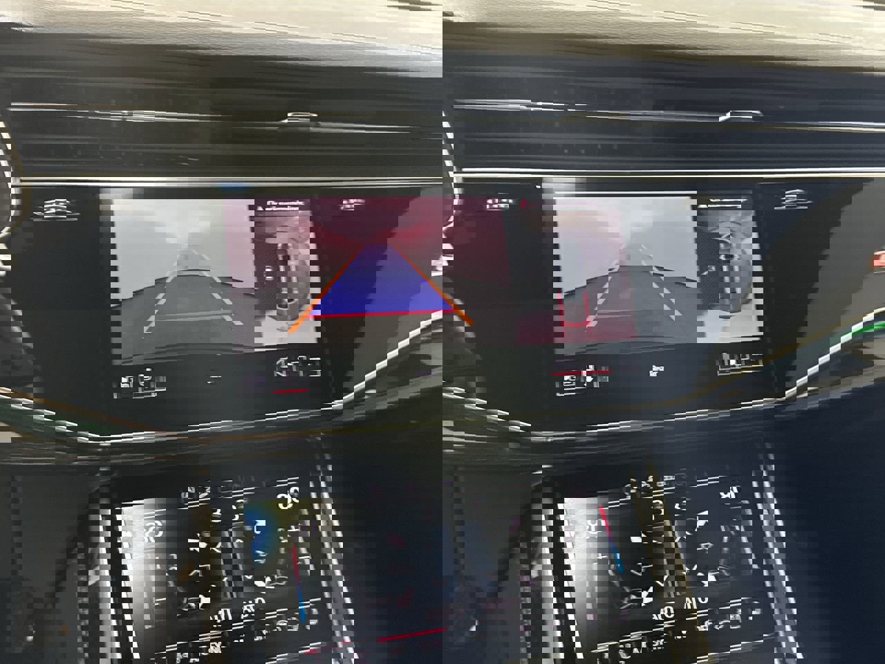 Used 2025 Audi Q8 Premium Plus w/ Premium Plus Package image 5