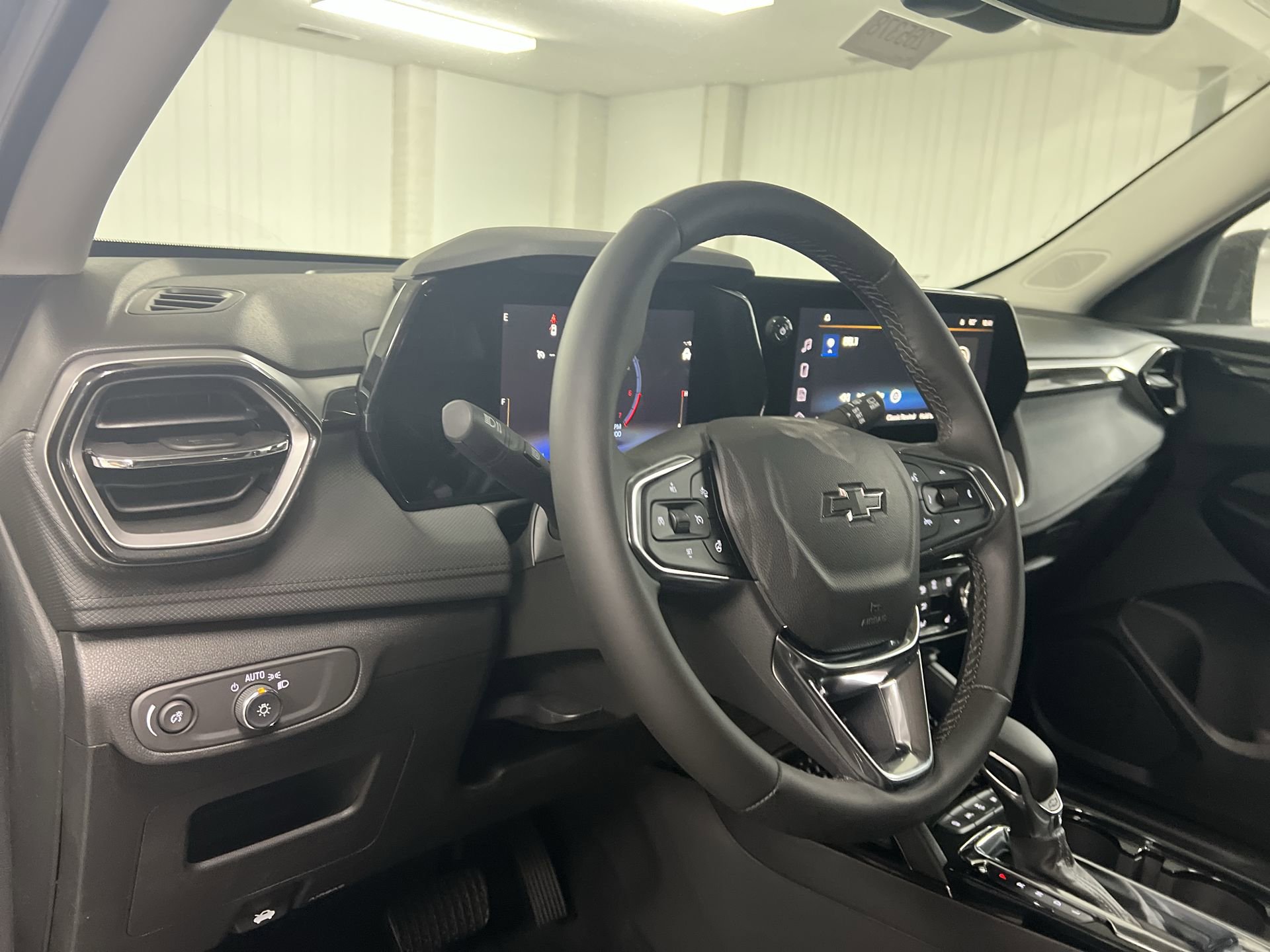 New 2026 Chevrolet TrailBlazer LT w/ Convenience Package FWD image 43