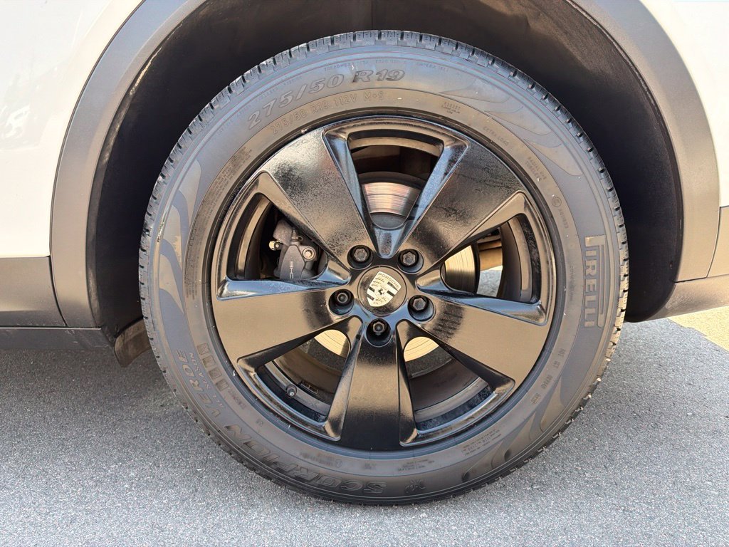 Used 2020 Porsche Cayenne AWD/4WD image 34