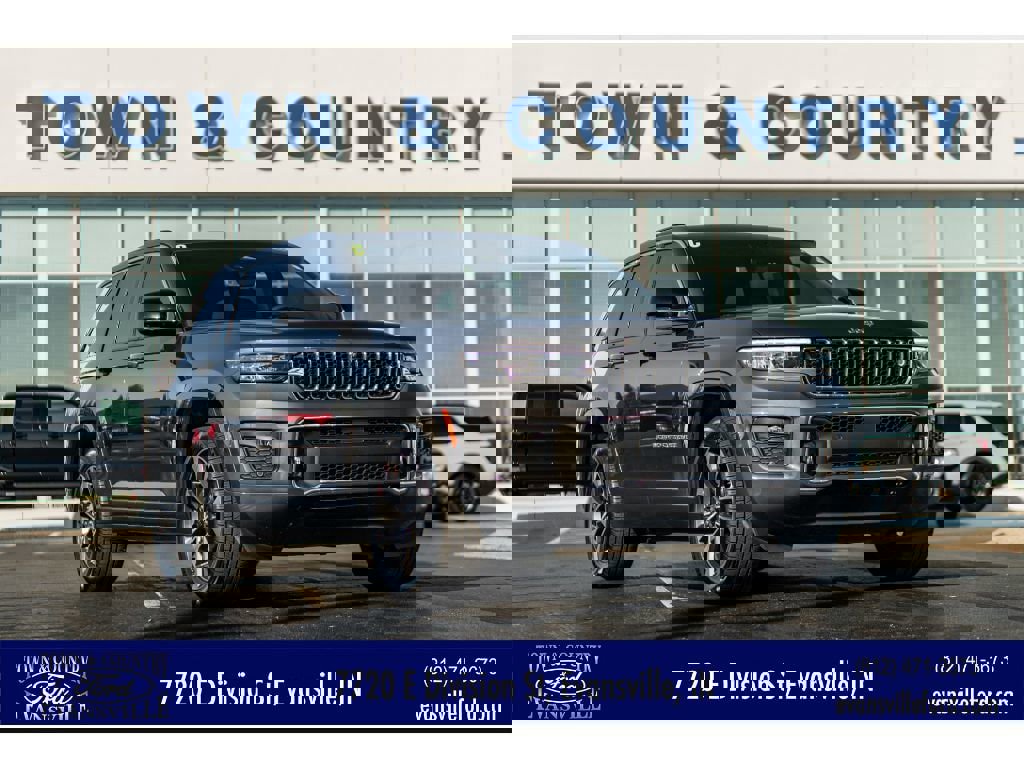 Used 2023 Jeep Grand Cherokee Overland w/ Adv Protech Group III image 1