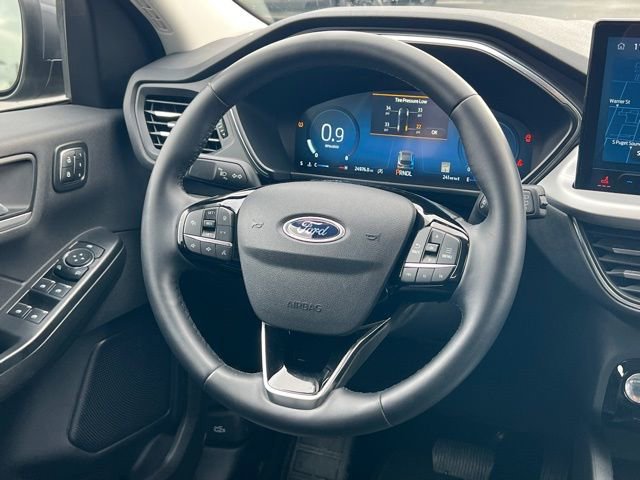 Used 2024 Ford Escape Platinum image 16