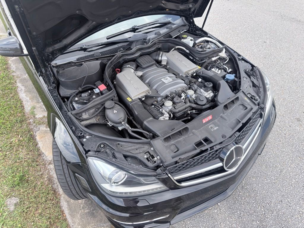 Used 2013 Mercedes-Benz C 63 AMG Sedan image 21