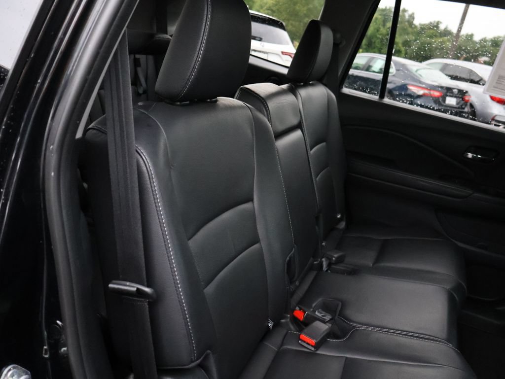 Used 2017 Honda Pilot EX-L image 12