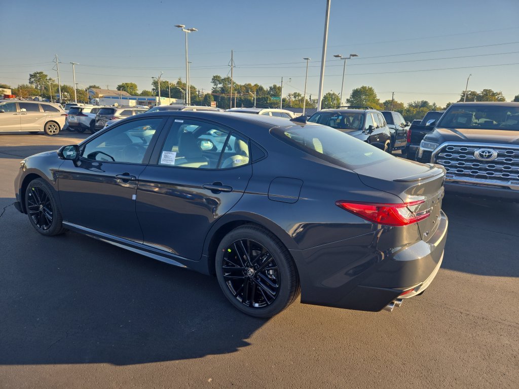 New 2026 Toyota Camry SE FWD image 3